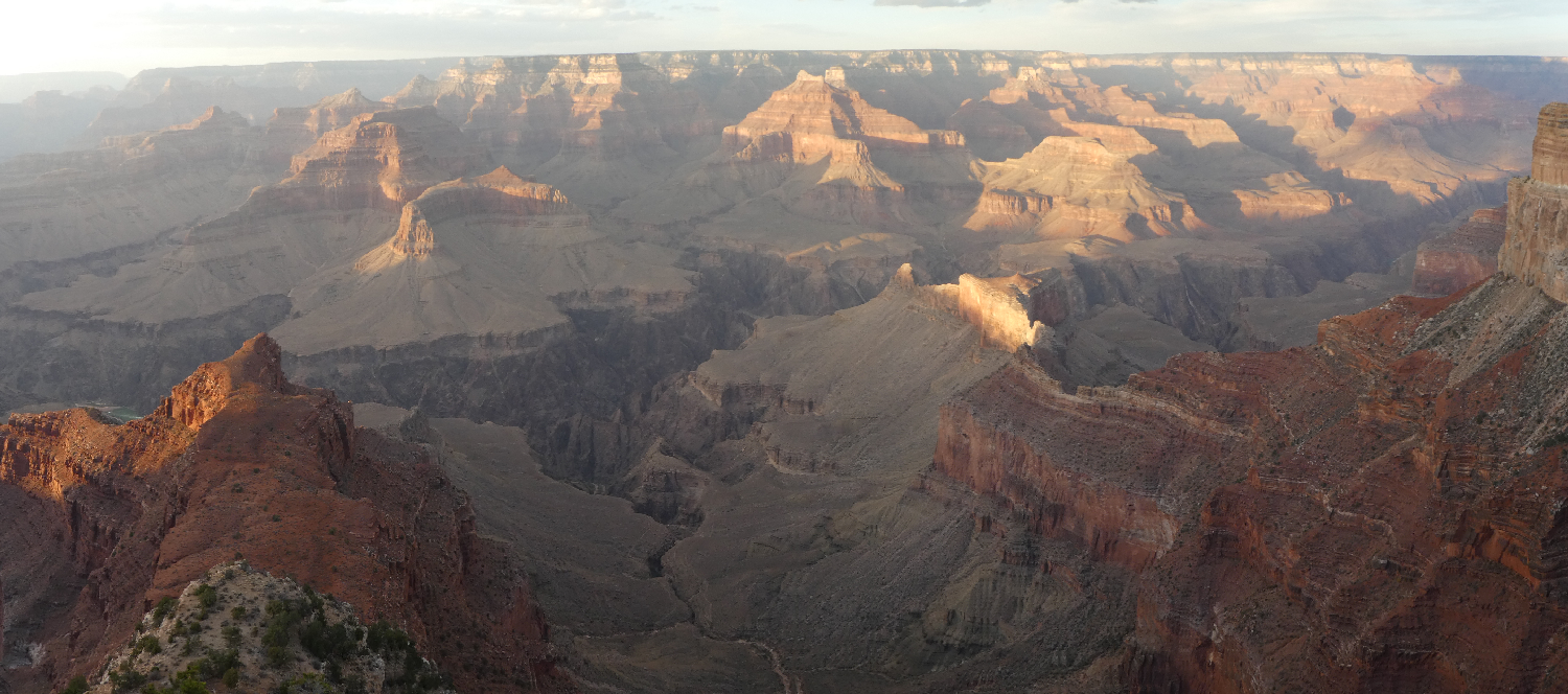 View of the Grand Canyon from the south end